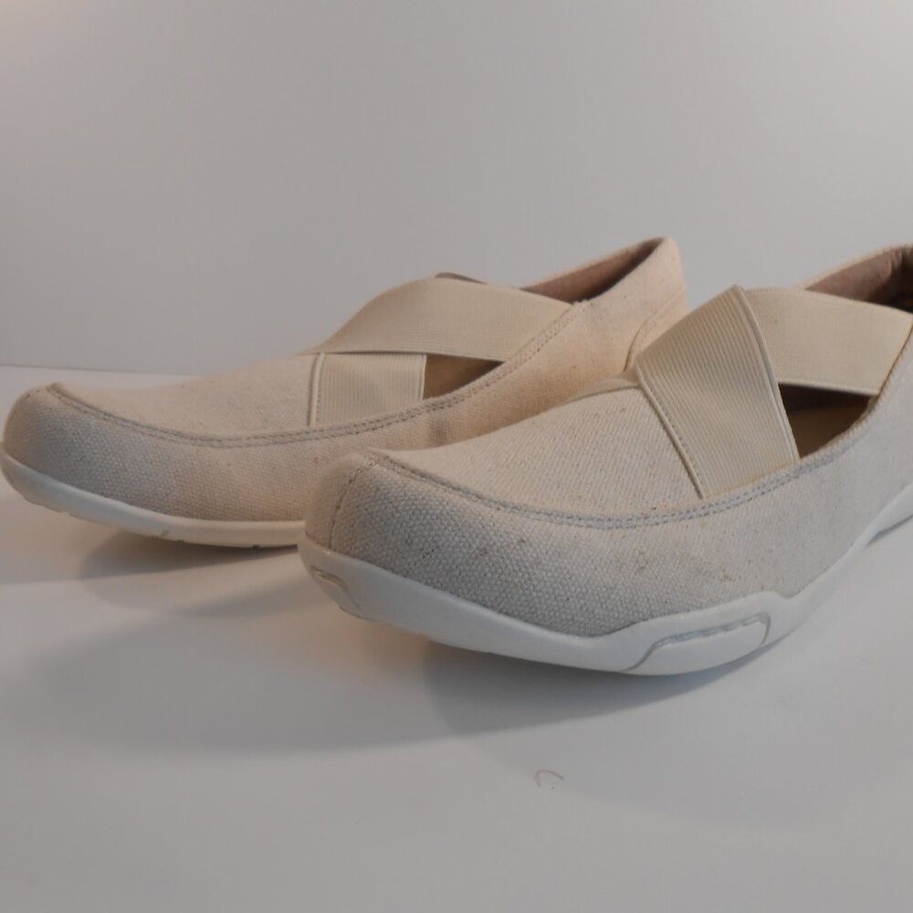 Ros Hommerson Women's Clever Slip-on Flats Sneakers Shoes